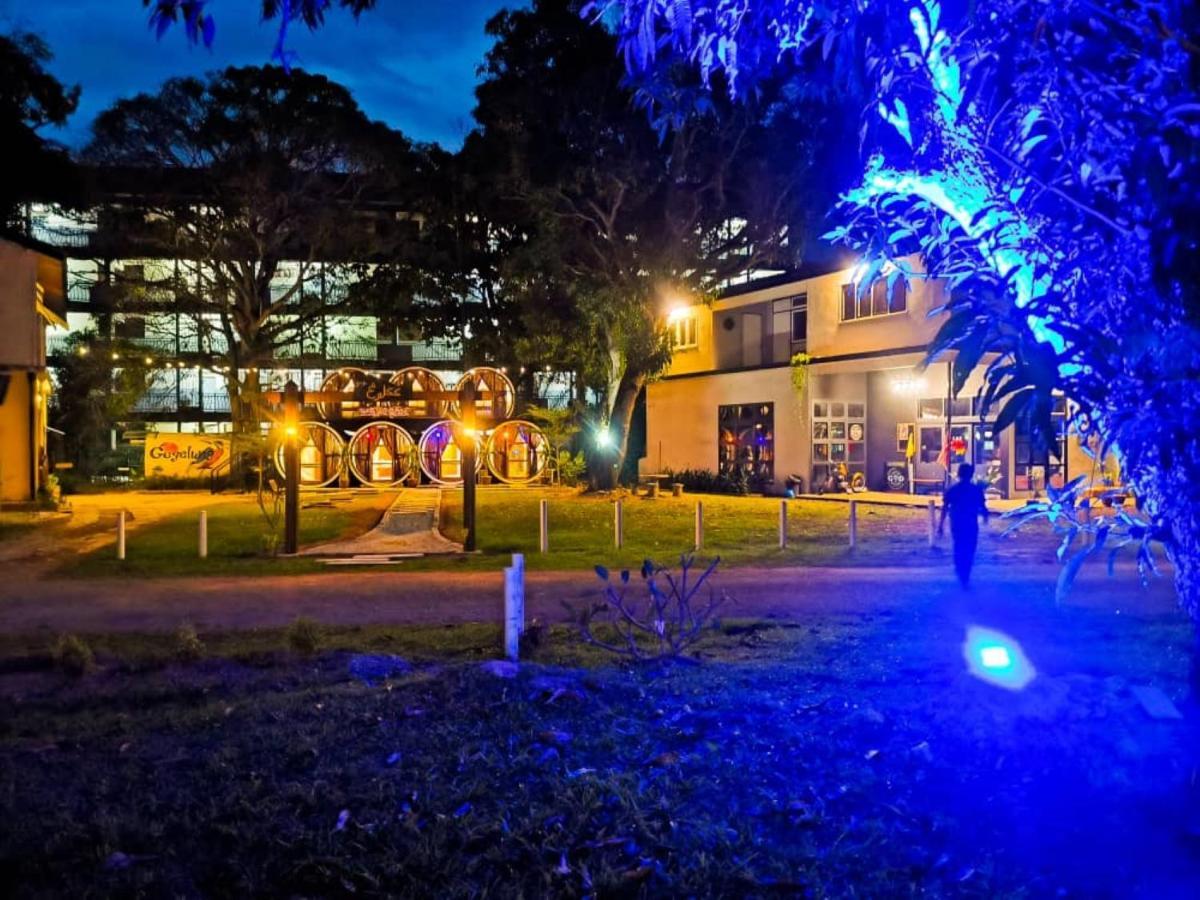 Mango'S Park Port Dickson Hotel Exterior foto