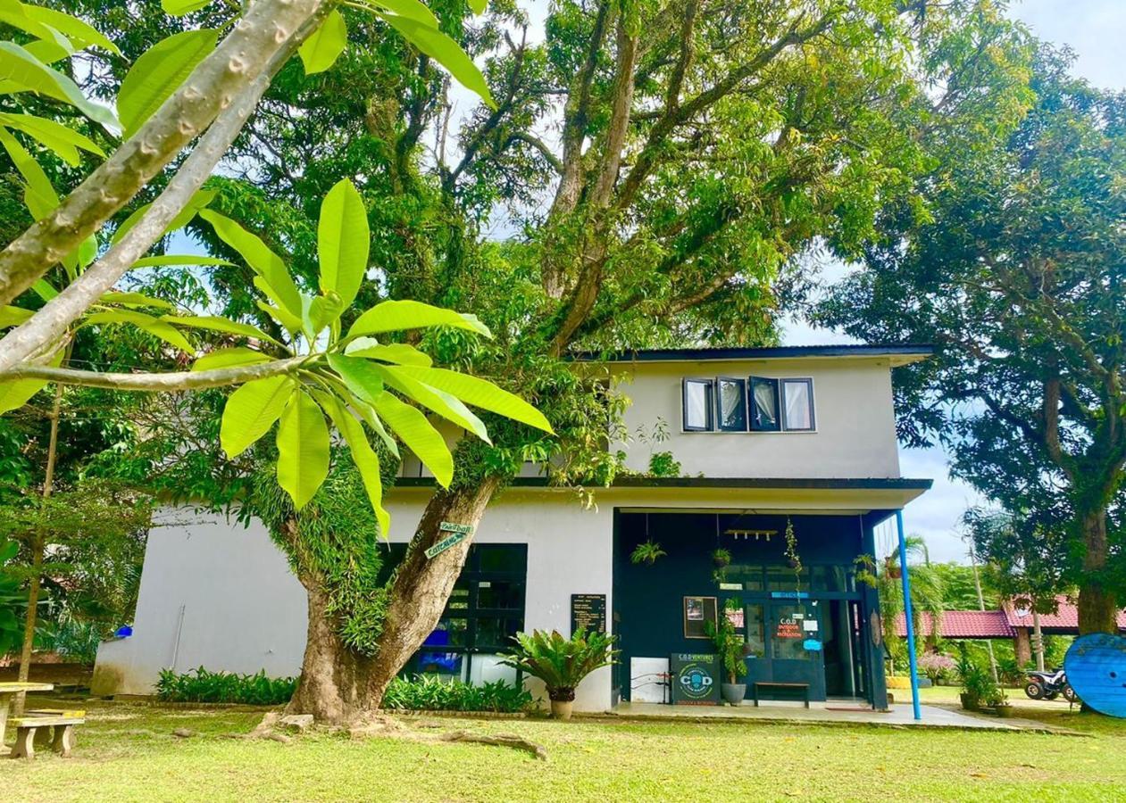 Mango'S Park Port Dickson Hotel Exterior foto